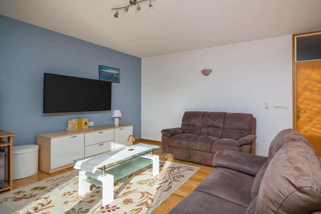 Seaview Apartments Grizelj Duce Bagian luar foto